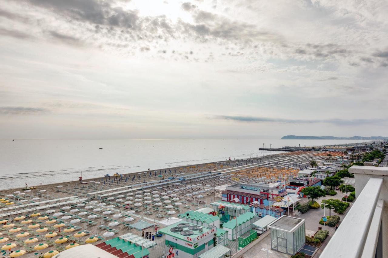 Hotel Margareth Riccione Eksteriør billede