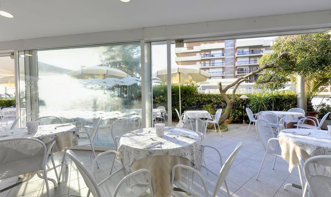 Hotel Margareth Riccione Eksteriør billede